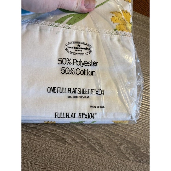 Vintage NOS Thomaston American Mood Yellow Carnation Floral Full Flat Sheet - Picture 3 of 4